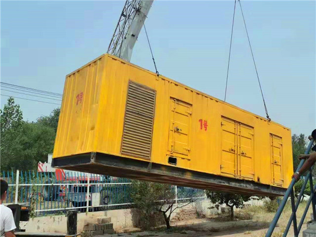 长清300KW柴油发电机组油耗是多少？