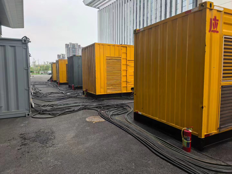 长清不同季节柴油发电机组保养有哪些注意事项?